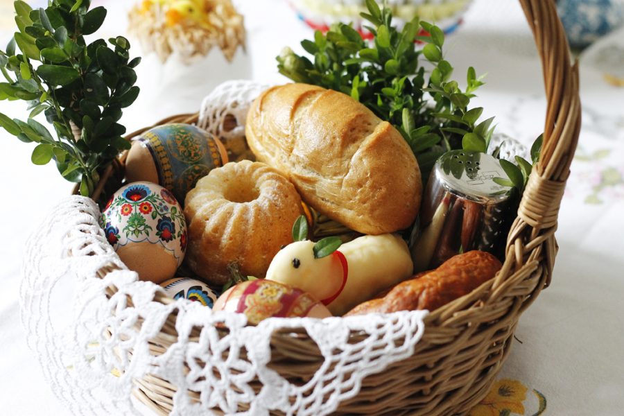 Easter Basket Blessing Polish Tradition Enjoyed By All St Stanislaus Kostka Church 9978